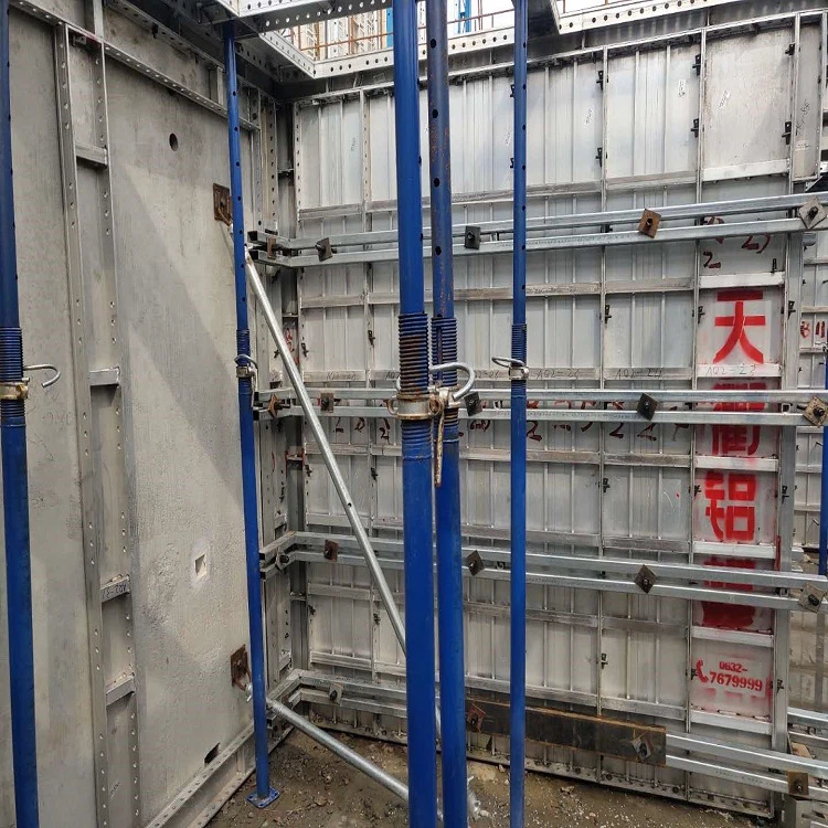 Алуминиев кофраж плюс компютърна система